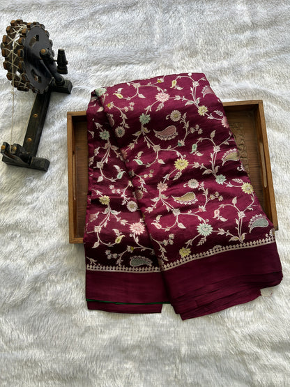 Pure Chiniya Silk Saree Mint Purple Colored Elegantly Paired with a Gold Zari Border.