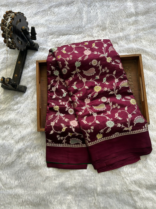Pure Chiniya Silk Saree Mint Purple Colored Elegantly Paired with a Gold Zari Border.