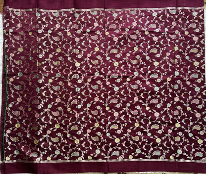 Pure Chiniya Silk Saree Mint Purple Colored Elegantly Paired with a Gold Zari Border.