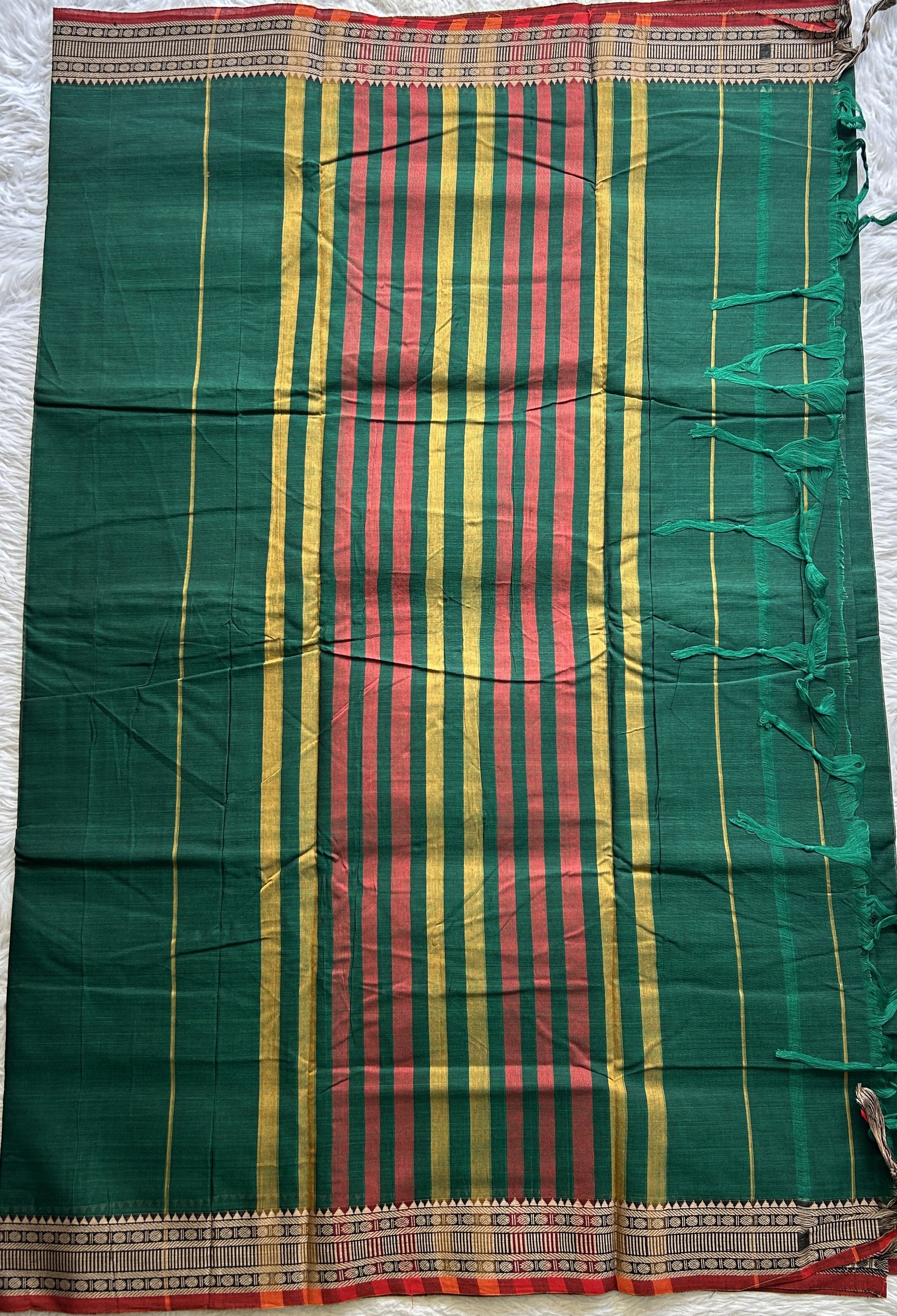 Narayanpet Cotton Saree Forest Green Colored Complemented with a Thread Border. - Sampradaya Designer Studio
