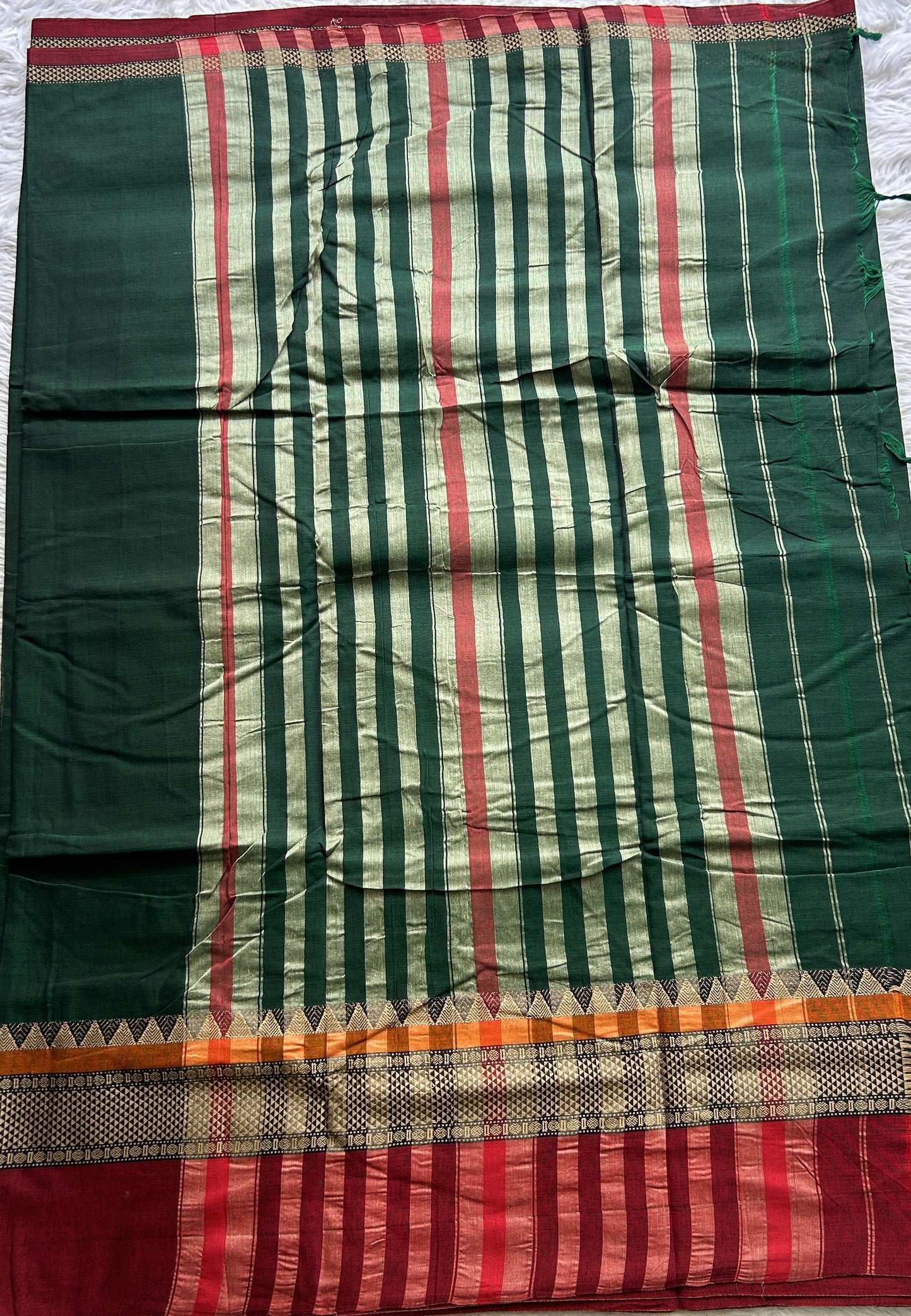 Narayanpet Cotton Saree Dark Green Colored Complemented with a Double Border. - Sampradaya Designer Studio