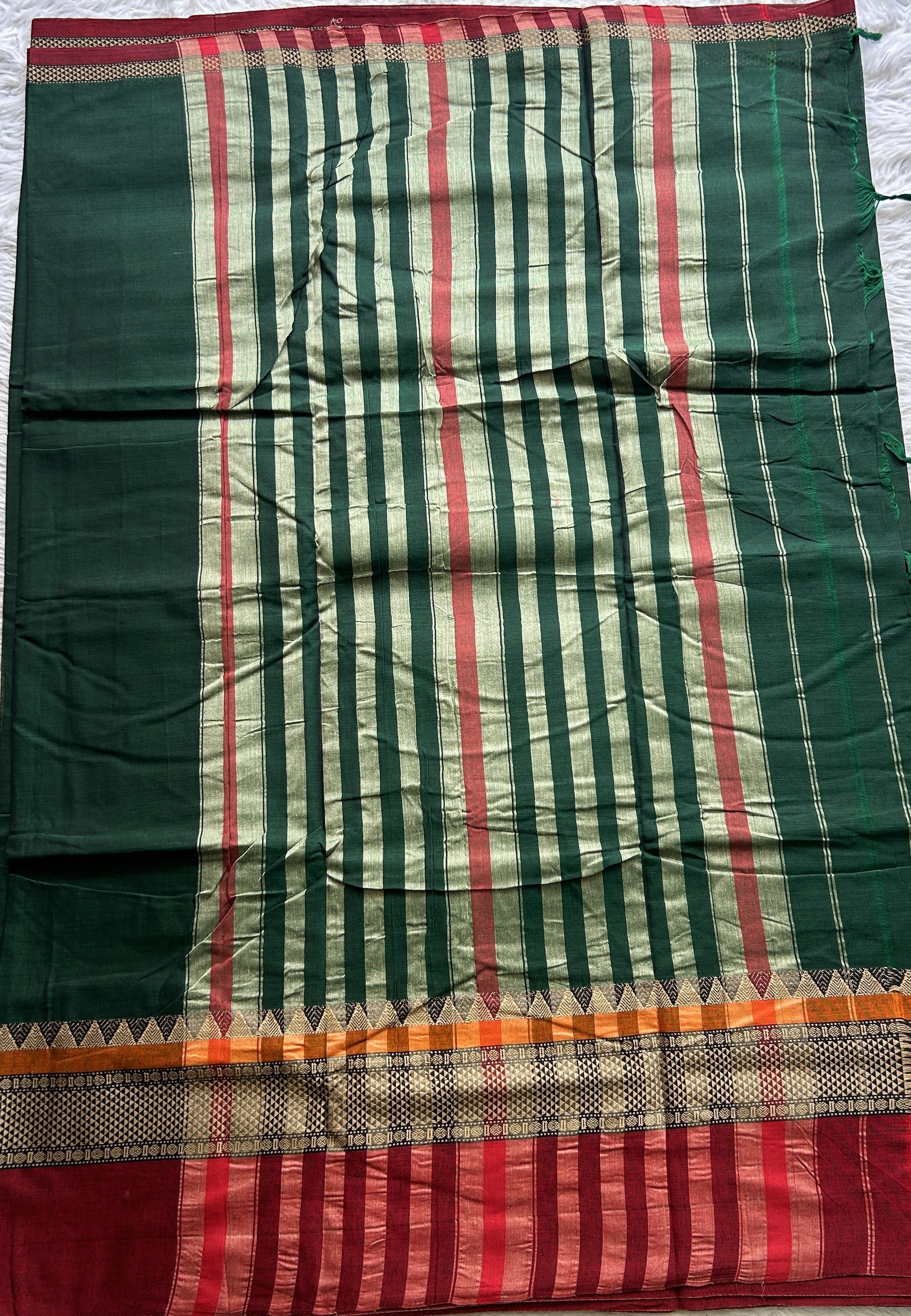 Narayanpet Cotton Saree Dark Green Colored Complemented with a Double Border. - Sampradaya Designer Studio