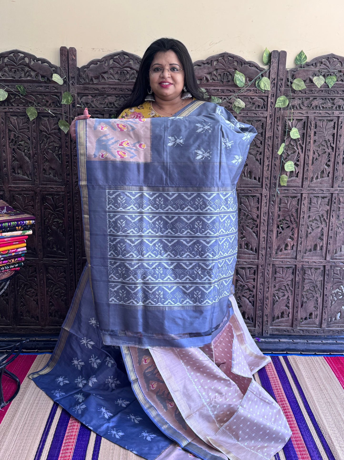 Gray Pochampally Ikkat Silk Saree with Zari Border | Pure Handloom, Silk Mark Certified