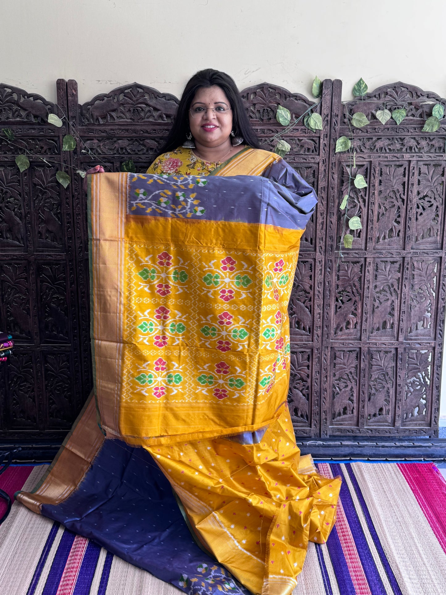 Gray Pochampally Ikkat Silk Saree with Zari Border | Pure Handloom, Silk Mark Certified