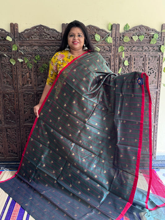Bottle Green Color Chanderi Silk Saree With Gold Zari Border — Pure Handloom | Silk Mark Certified