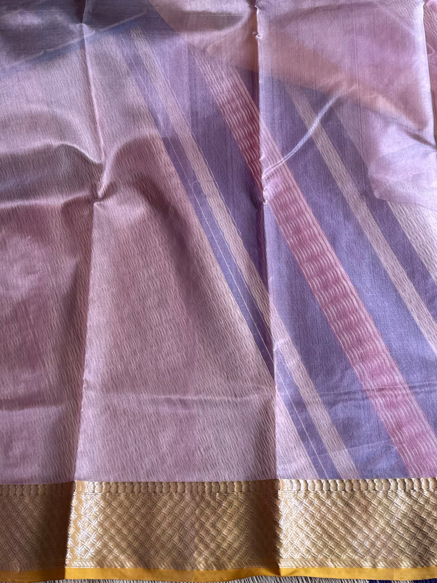 Onion Pink Color Chanderi Silk Saree With Gold Zari Border — Pure Handloom | Silk Mark Certified