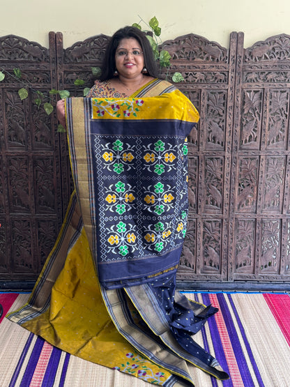 Masted Pochampally Ikkat Silk Saree with Zari Border | Pure Handloom, Silk Mark Certified
