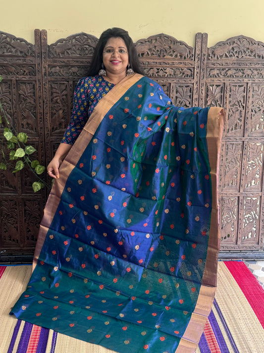 Peacock Blue Color Chanderi Silk Saree With Gold Zari Border — Pure Handloom | Silk Mark Certified