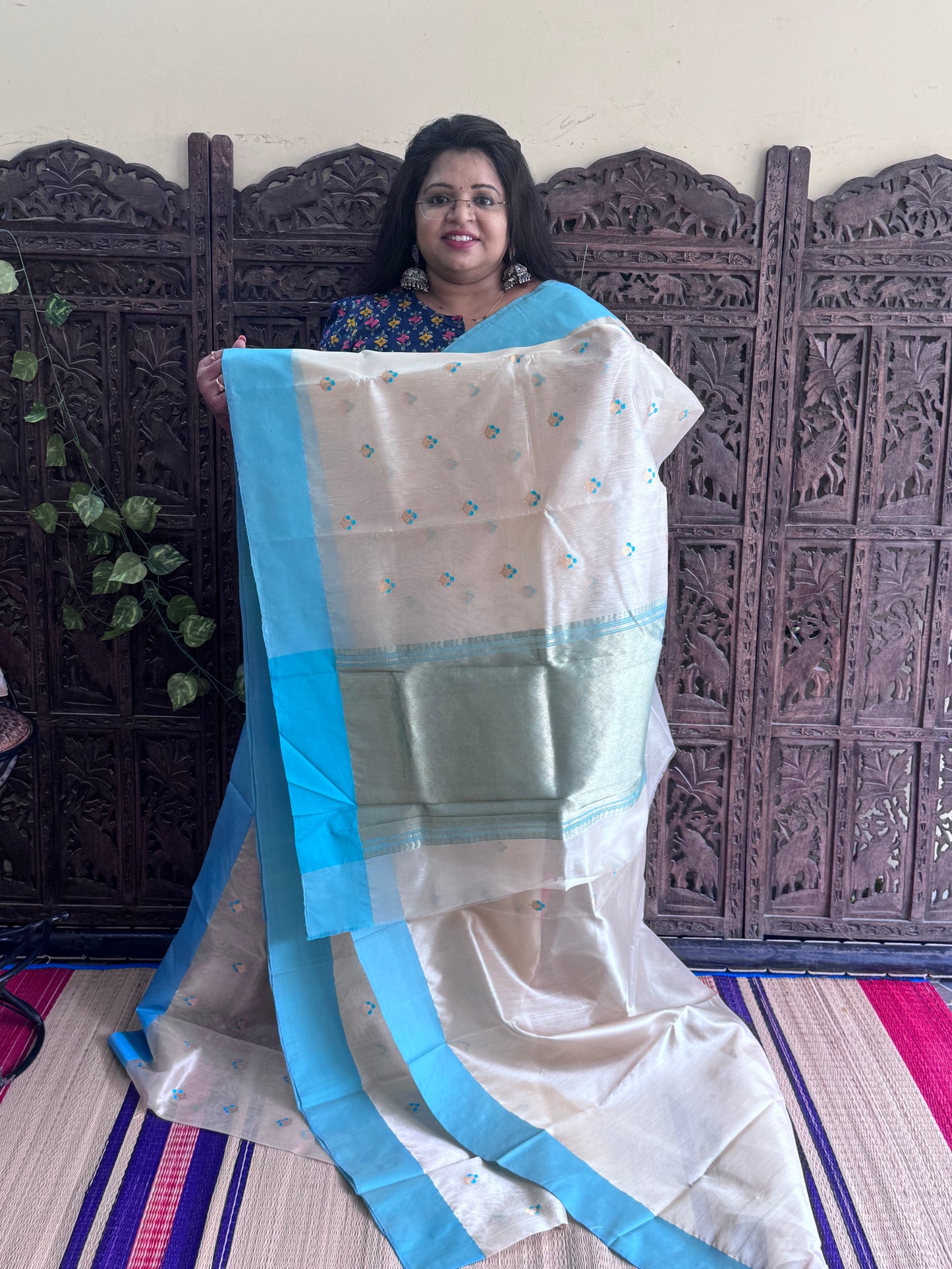 Creem Color Chanderi Silk Saree With Gold Zari Border — Pure Handloom | Silk Mark Certified