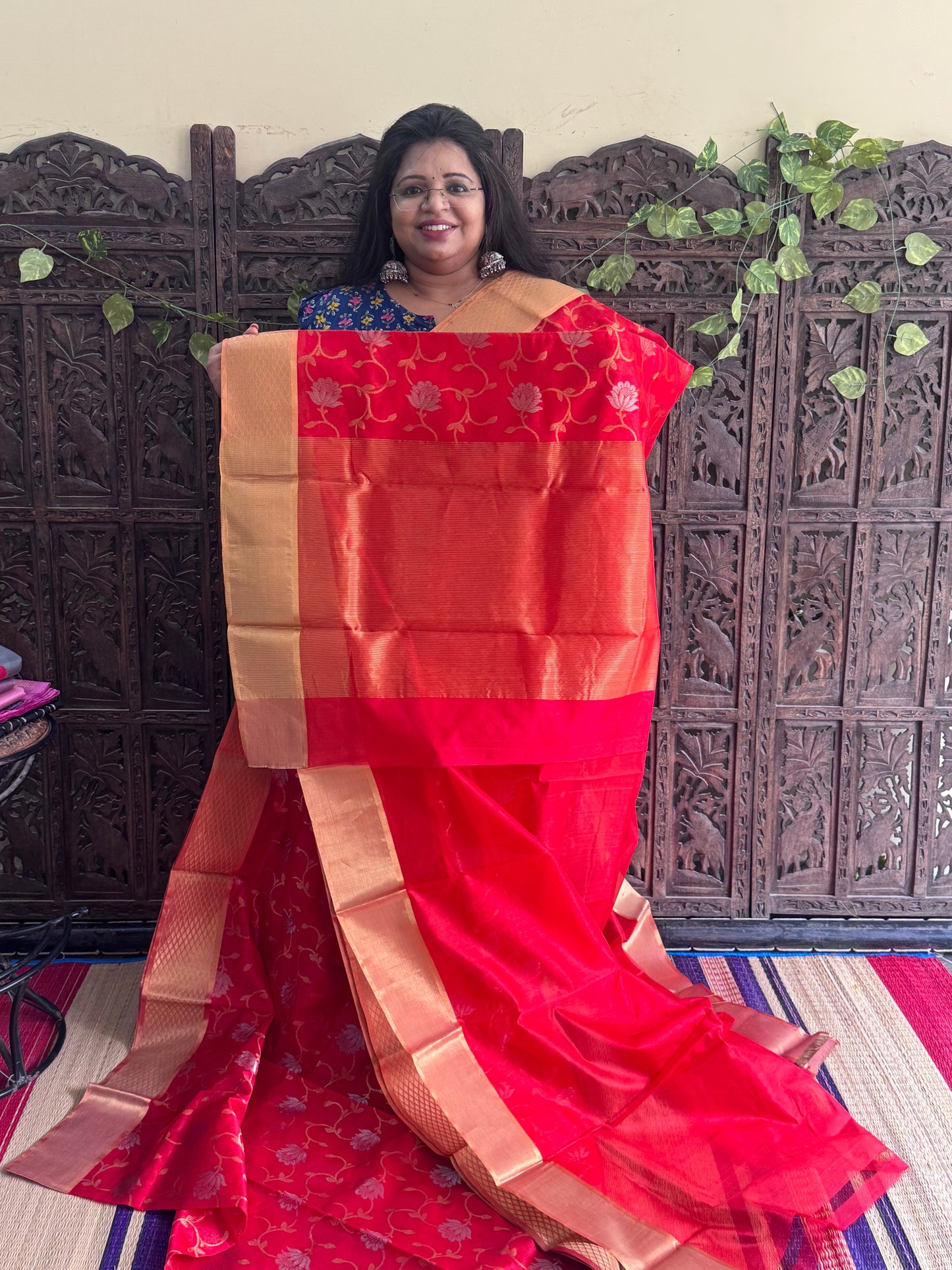 Red Color Chanderi Silk Saree With Gold Zari Border — Pure Handloom | Silk Mark Certified (Copy)
