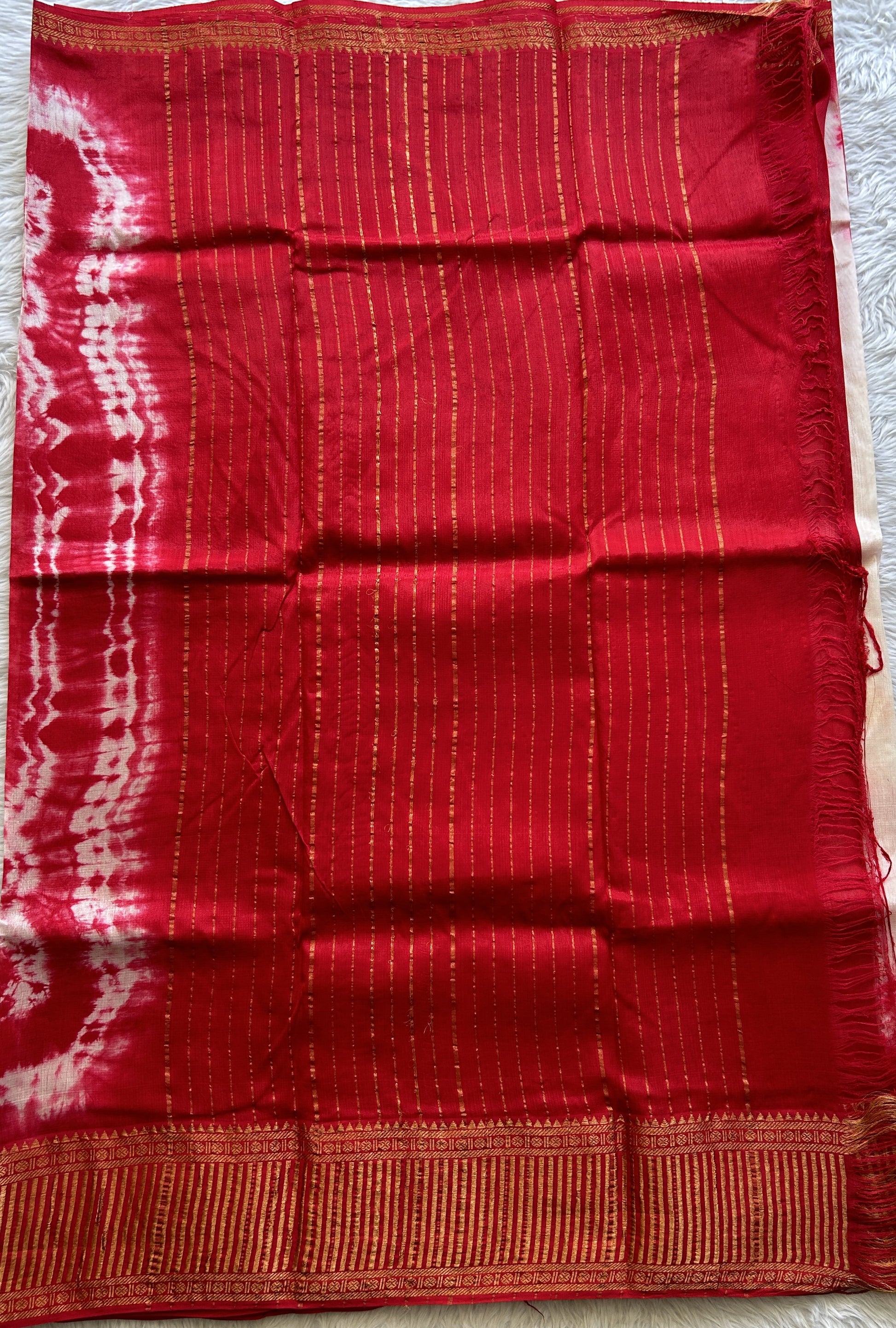 Mangalagiri Pattu Shibori Saree Dark Pink colored complemented with a Zari Border - Sampradaya Designer Studio