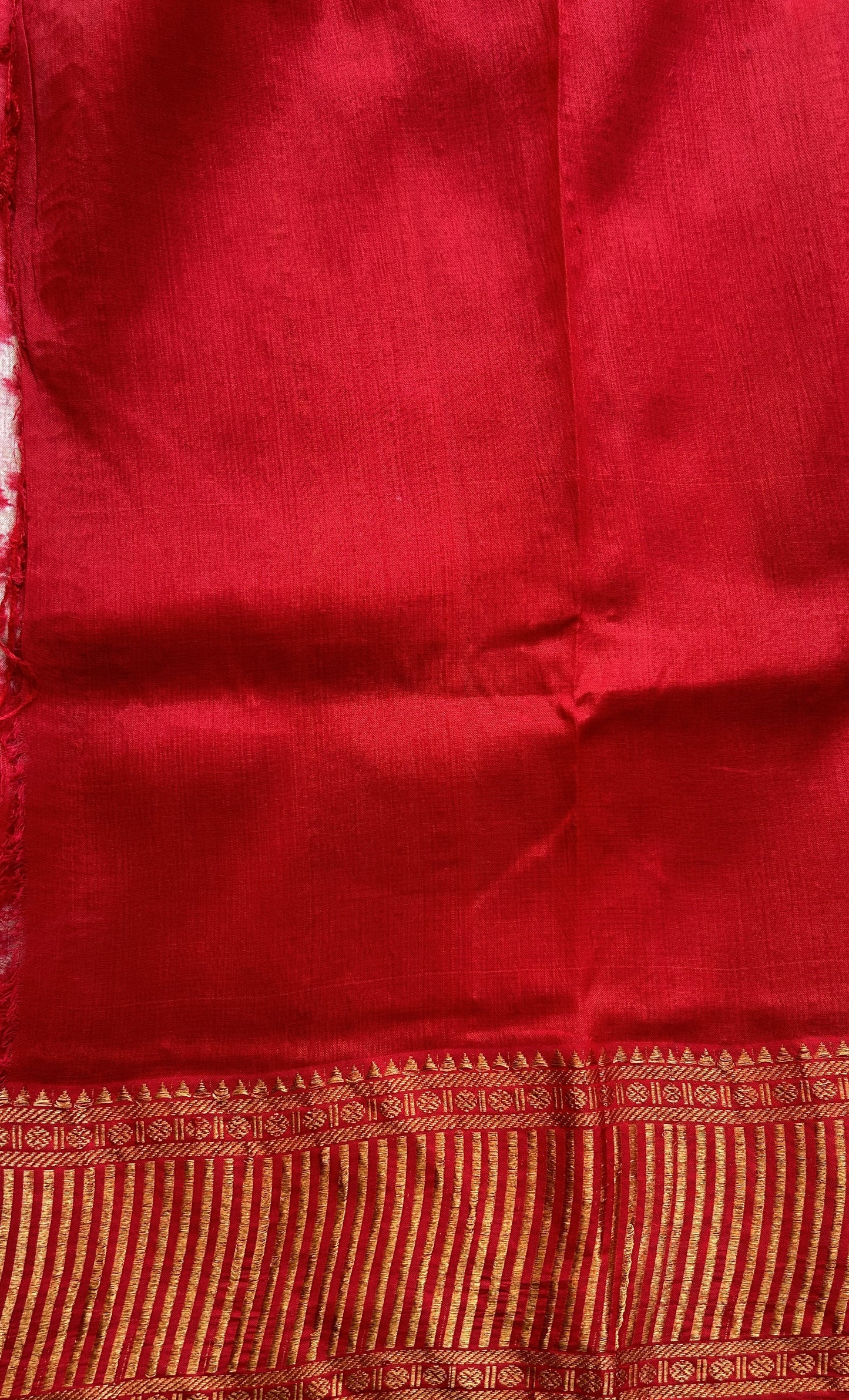 Mangalagiri Pattu Shibori Saree Dark Pink colored complemented with a Zari Border - Sampradaya Designer Studio