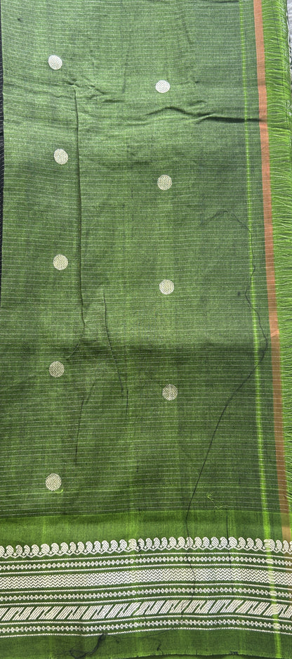 Gadwal Sico Saree Black colored complemented with a Light Green Zari Border. - Sampradaya Designer Studio