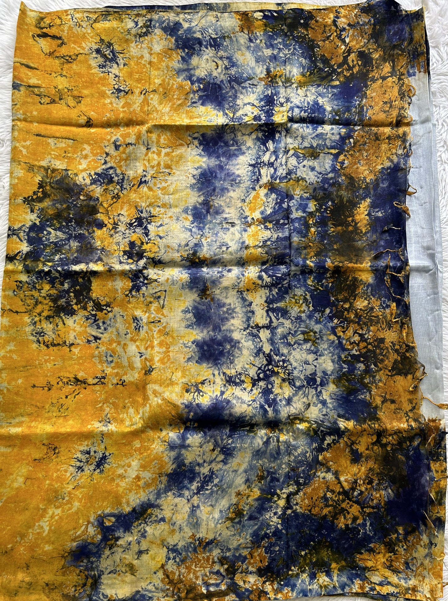 Mangalagiri Pattu Shibori Saree Light Sea Blue colored complemented with a Borderless. - Sampradaya Designer Studio