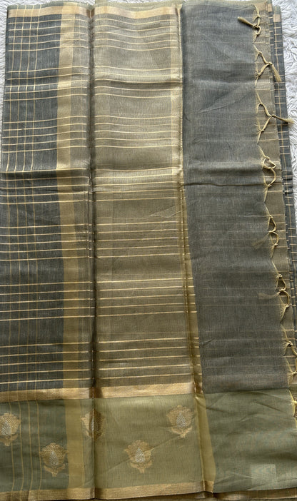 Tissue Silk kota Saree Navy Blue colored Complemented with a Buti Border. - Sampradaya Designer Studio