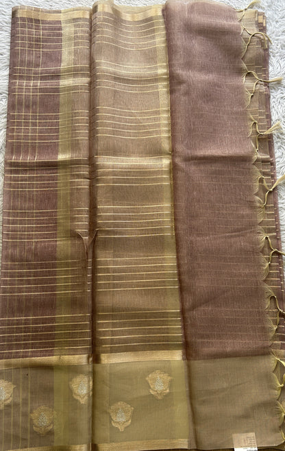 Tissue Silk kota Saree Onion Pink colored Complemented with a Buti Border. - Sampradaya Designer Studio