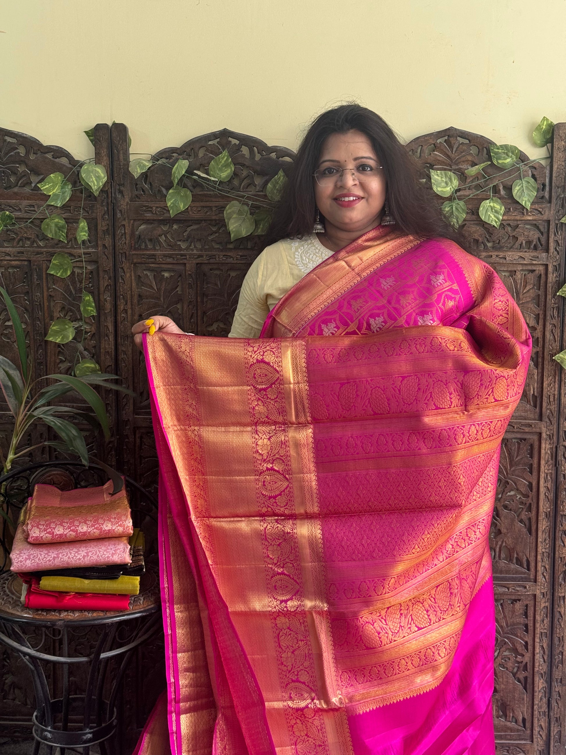 Pure Kanjivaram Silk Saree Dark Pink Colored Complemented with Gold Zari Weaving Border. - Sampradaya Designer Studio
