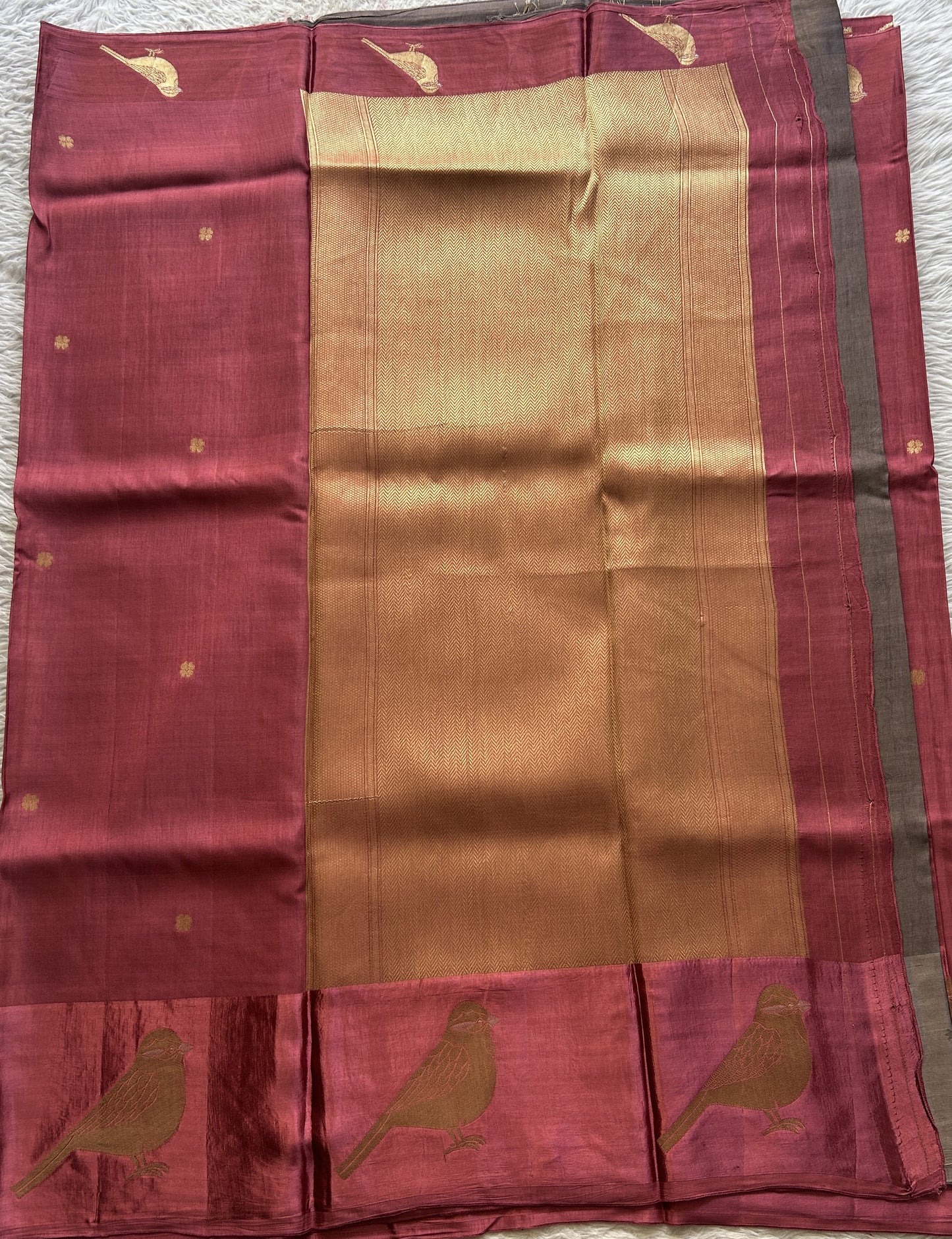 Mona Silk Saree Dark Peach Colored Complemented with a Mashrur Border. - Sampradaya Designer Studio