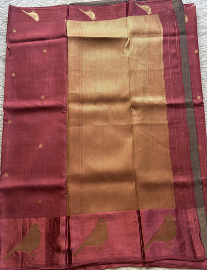 Mona Silk Saree Dark Peach Colored Complemented with a Mashrur Border. - Sampradaya Designer Studio
