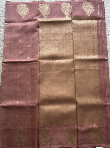 Mona Silk Saree Onion Pink Colored Complemented with a Mashrur Border. - Sampradaya Designer Studio