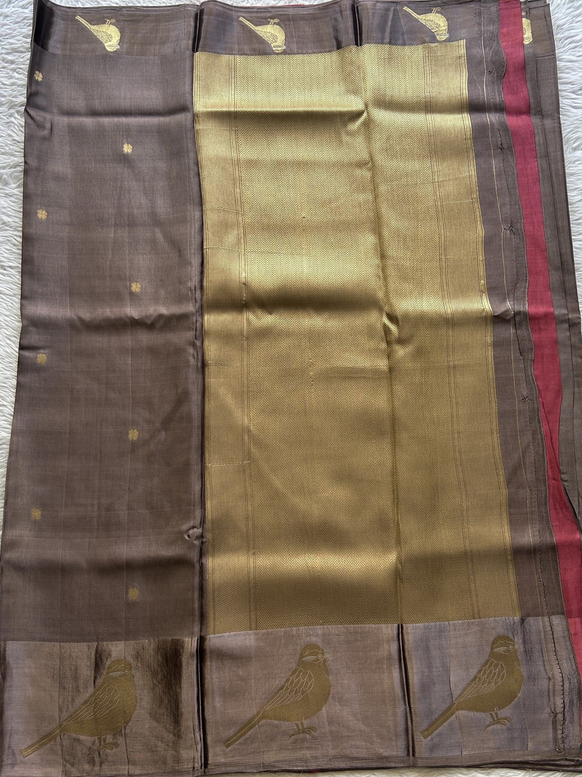 Mona Silk Saree Gray Colored Complemented with a Mashrur Border. - Sampradaya Designer Studio