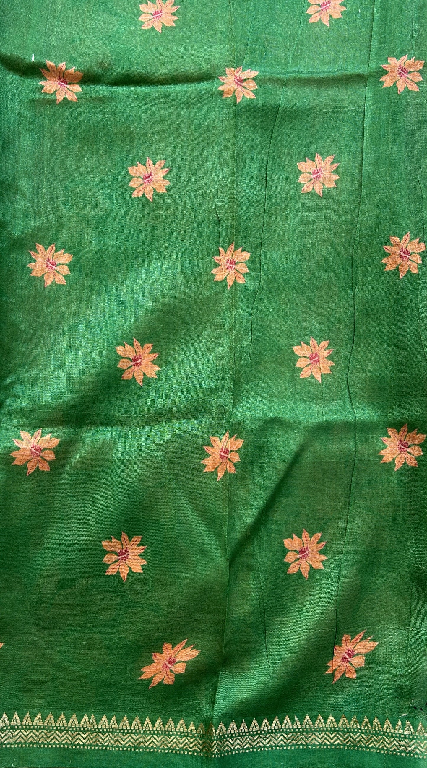 Mangalagiri Pattu Digital Print Saree Pink colored complemented with a Green Color Zari Border - Sampradaya Designer Studio