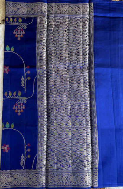 Pure Chiniya Silk Saree Blur Colored Elegantly Paired with a Gold Zari Border.