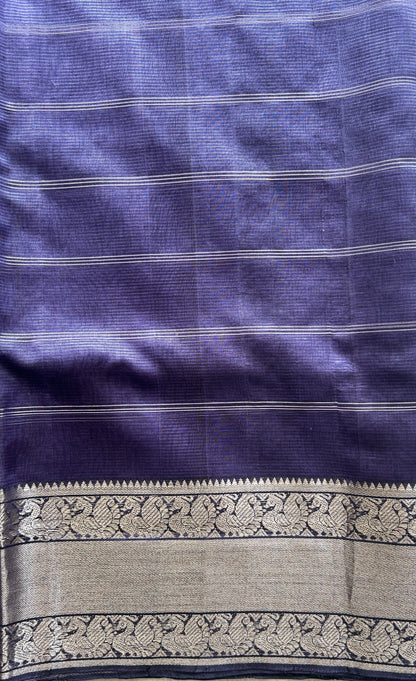 Mangalagiri Checks Pattu Saree Lilac colored complemented with a Zari Border - Sampradaya Designer Studio