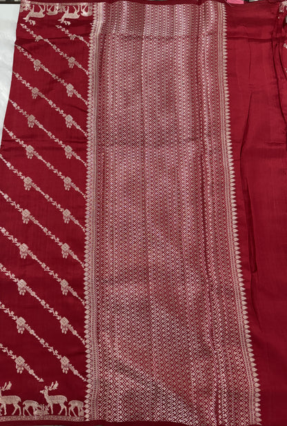 Pure Chiniya Silk Saree Red Colored Elegantly Paired with a Gold Zari Border.