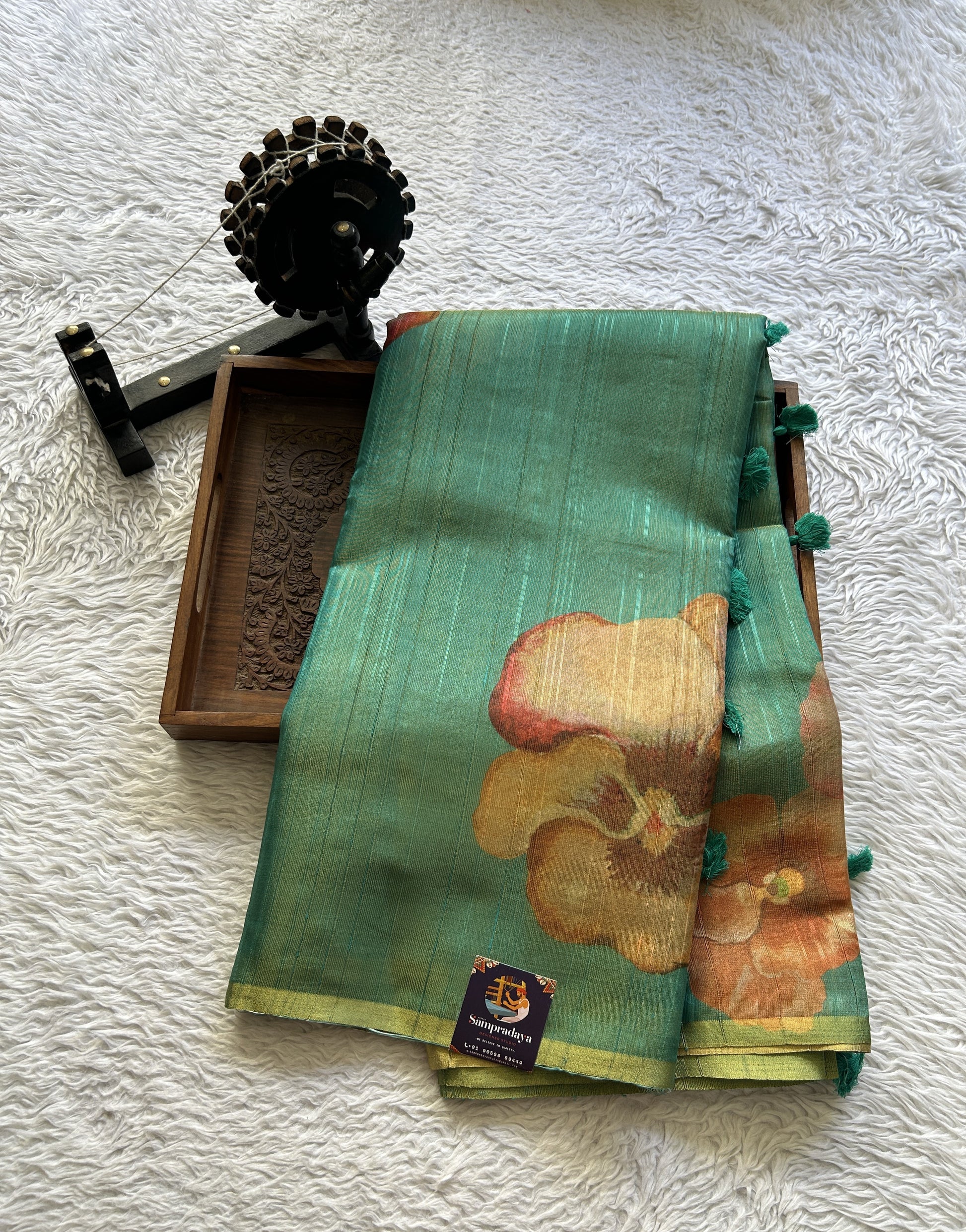 Banarasi Tissue Fancy Saree Rama Green Colored Paired with a Borderless. - Sampradaya Designer Studio