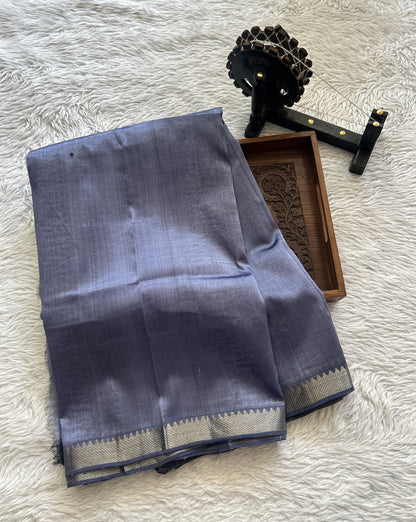 Mangalagiri Plain Pattu Saree Lavender colored complemented with a Mangalagiri Gap Border - Sampradaya Designer Studio