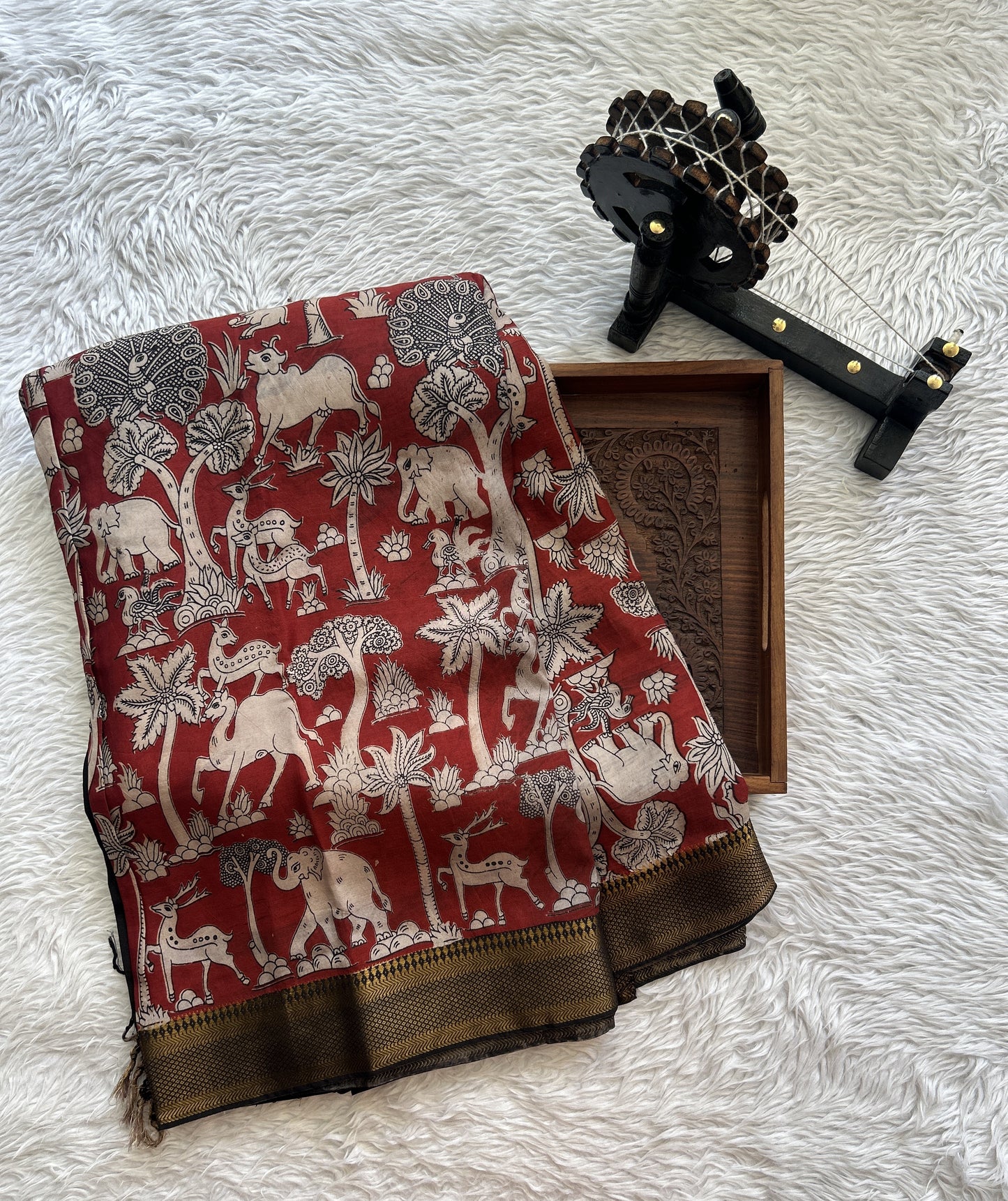Mangalagiri Pen Kalamkari Saree Maroon colored complemented with a Zari border - Sampradaya Designer Studio