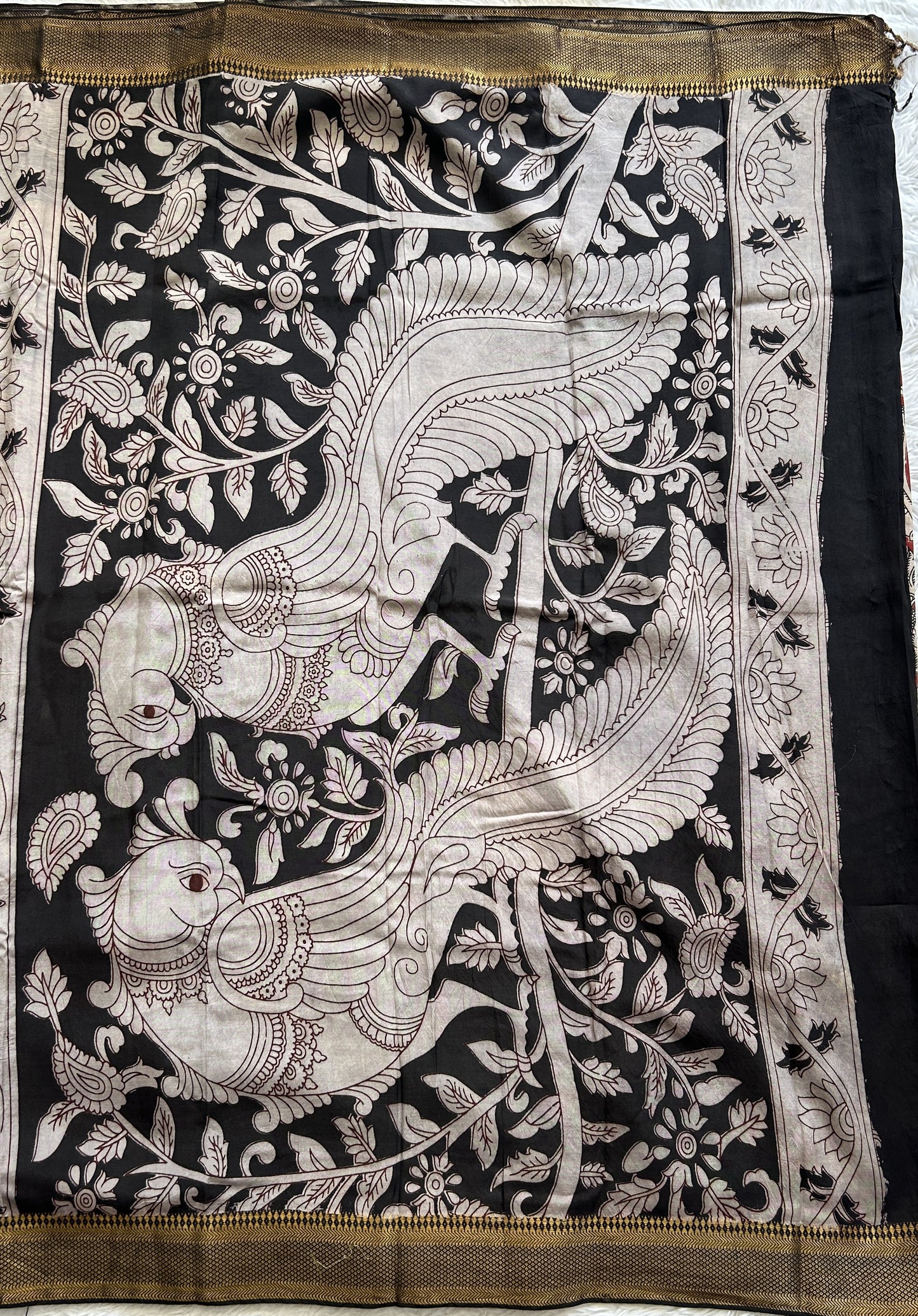 Mangalagiri Pen Kalamkari Saree Maroon colored complemented with a Black Colored Zari border - Sampradaya Designer Studio