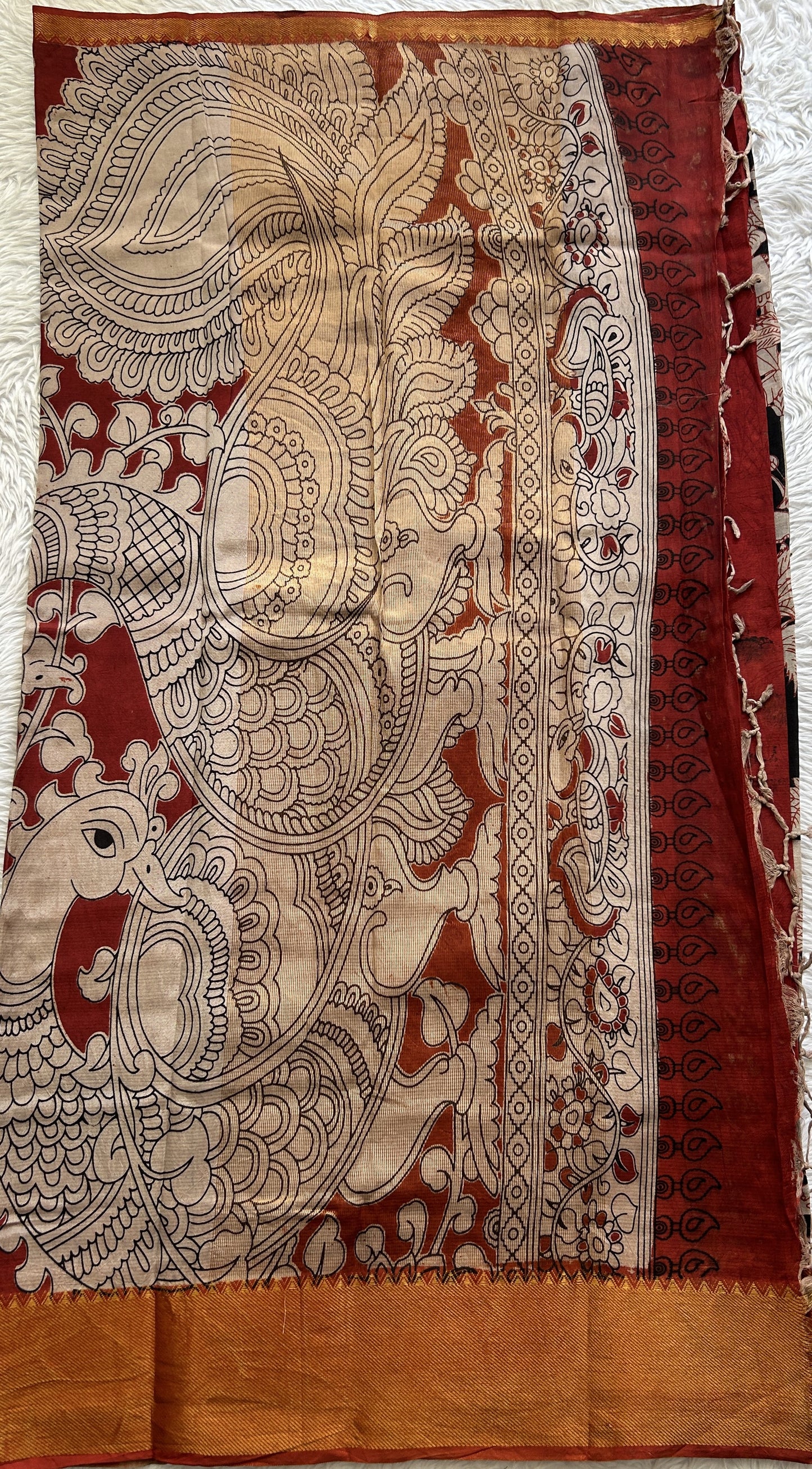 Mangalagiri Pen Kalamkari Saree Black colored complemented with a Maroon Colored Zari border - Sampradaya Designer Studio