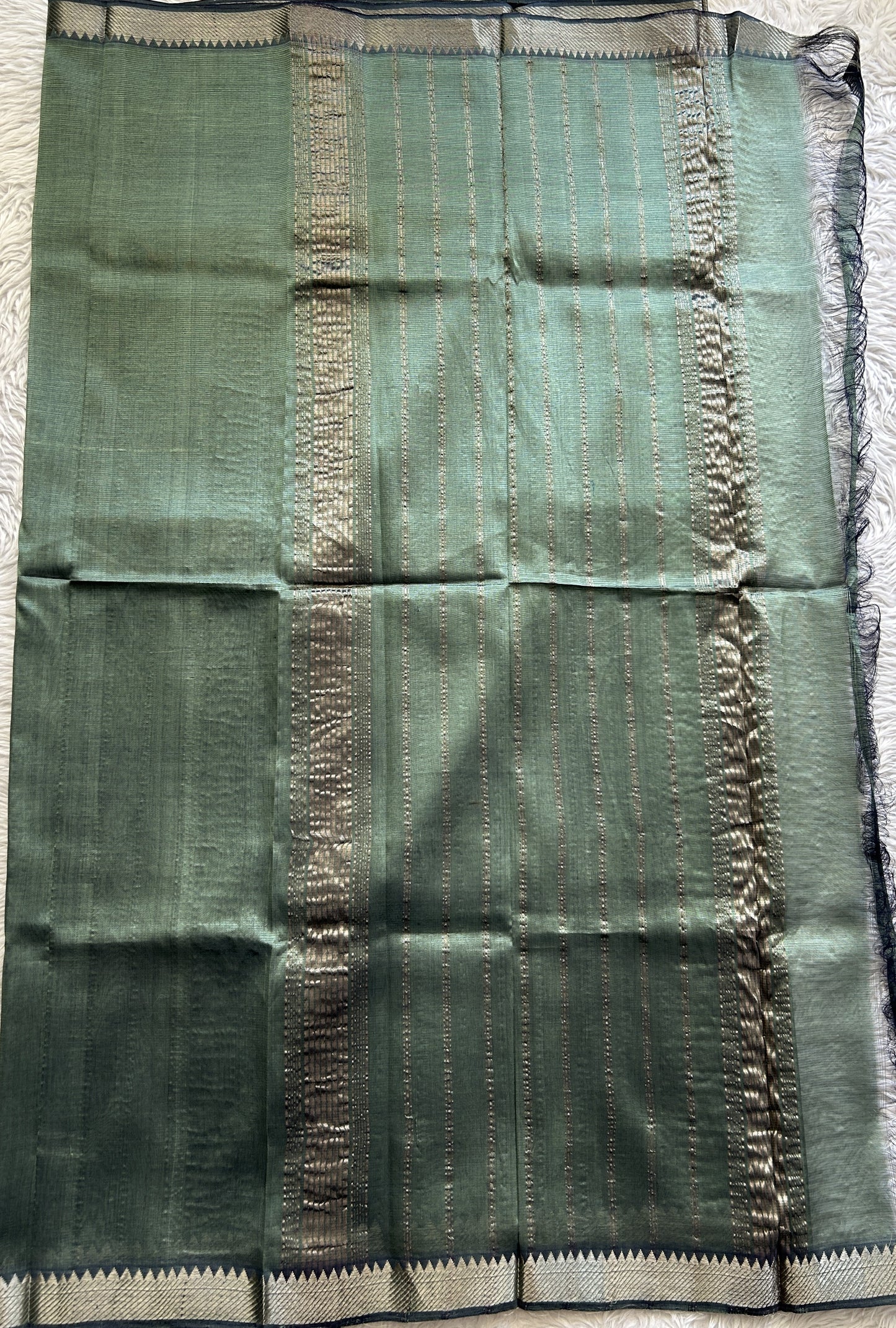 Mangalagiri Plain Pattu Saree Peacock Green colored complemented with a Zari Border - Sampradaya Designer Studio