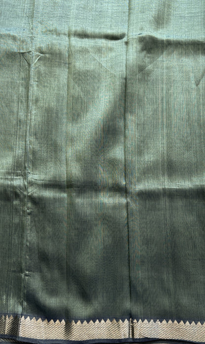 Mangalagiri Plain Pattu Saree Peacock Green colored complemented with a Zari Border - Sampradaya Designer Studio
