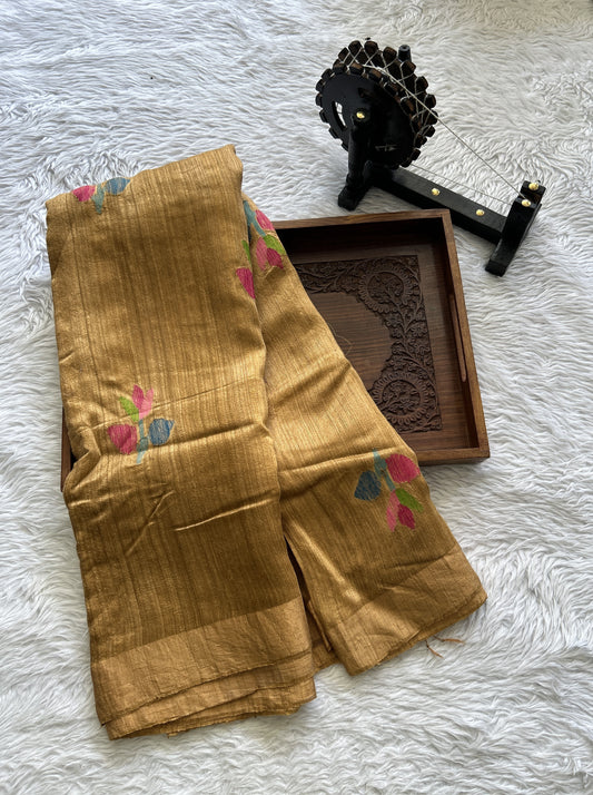 Pure Matka and Muslin Saree Pastel Brown Colored Complemented with a Zari Border. - Sampradaya Designer Studio