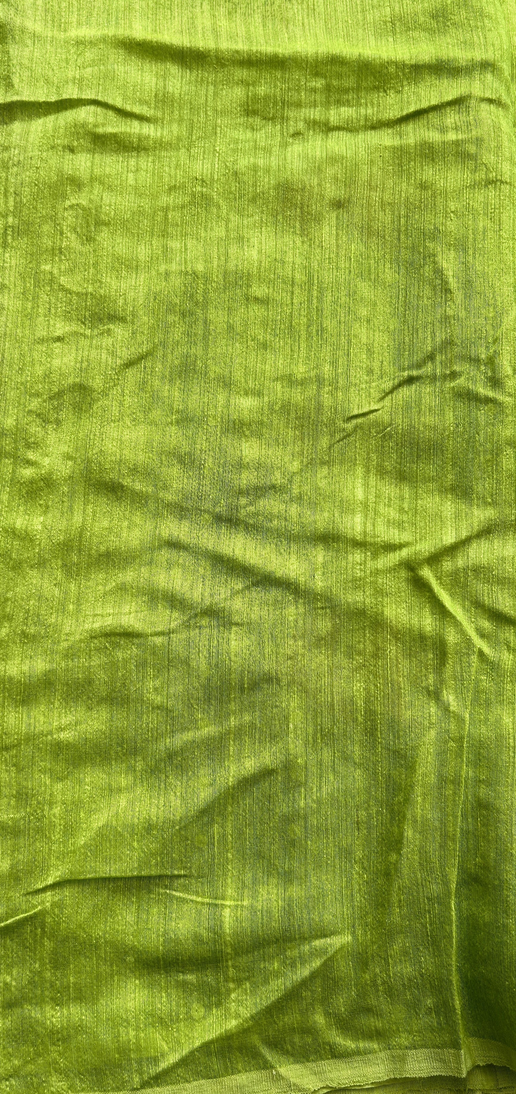Pure Matka and Muslin Saree Green Colored Complemented with a Borderless. - Sampradaya Designer Studio