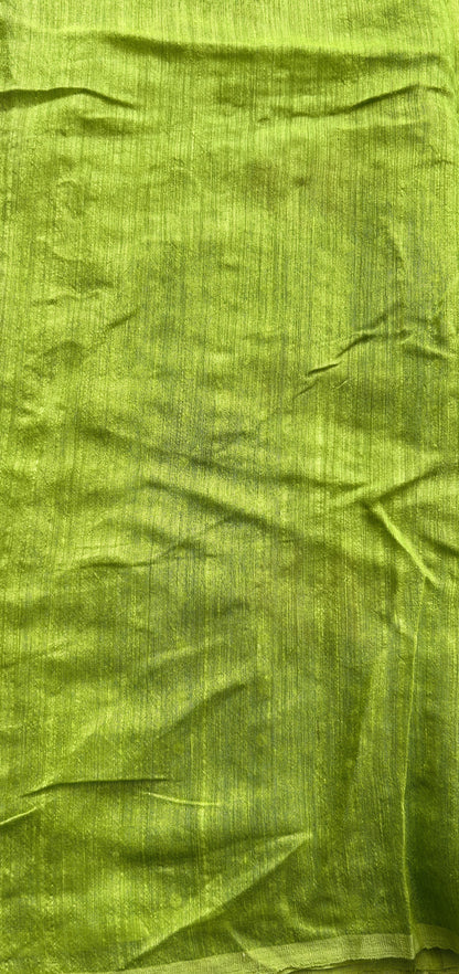Pure Matka and Muslin Saree Green Colored Complemented with a Borderless. - Sampradaya Designer Studio