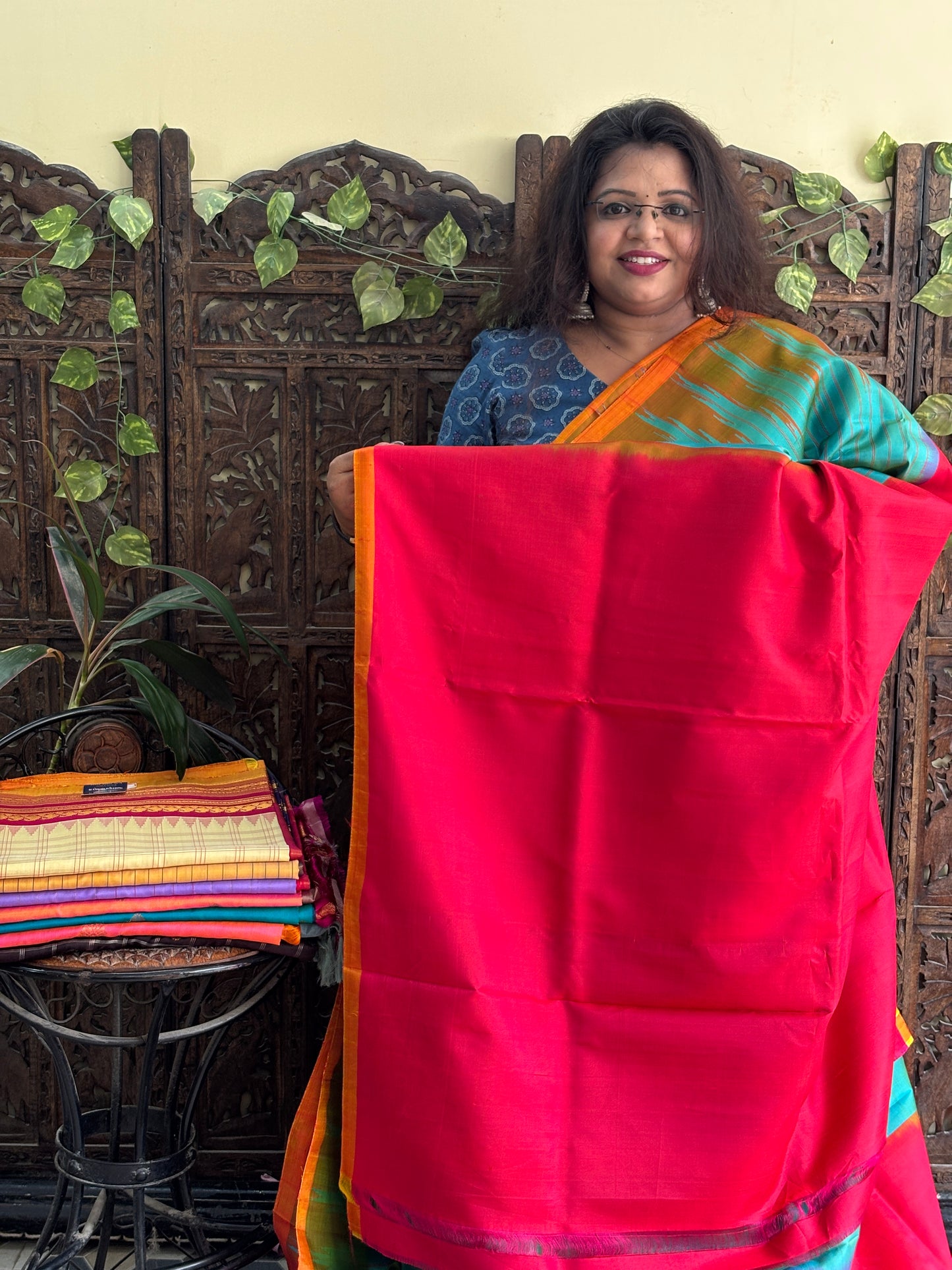 Gadwal Silk Saree Aqua Green Colored Complemented With Thread Weaving Border. - Sampradaya Designer Studio