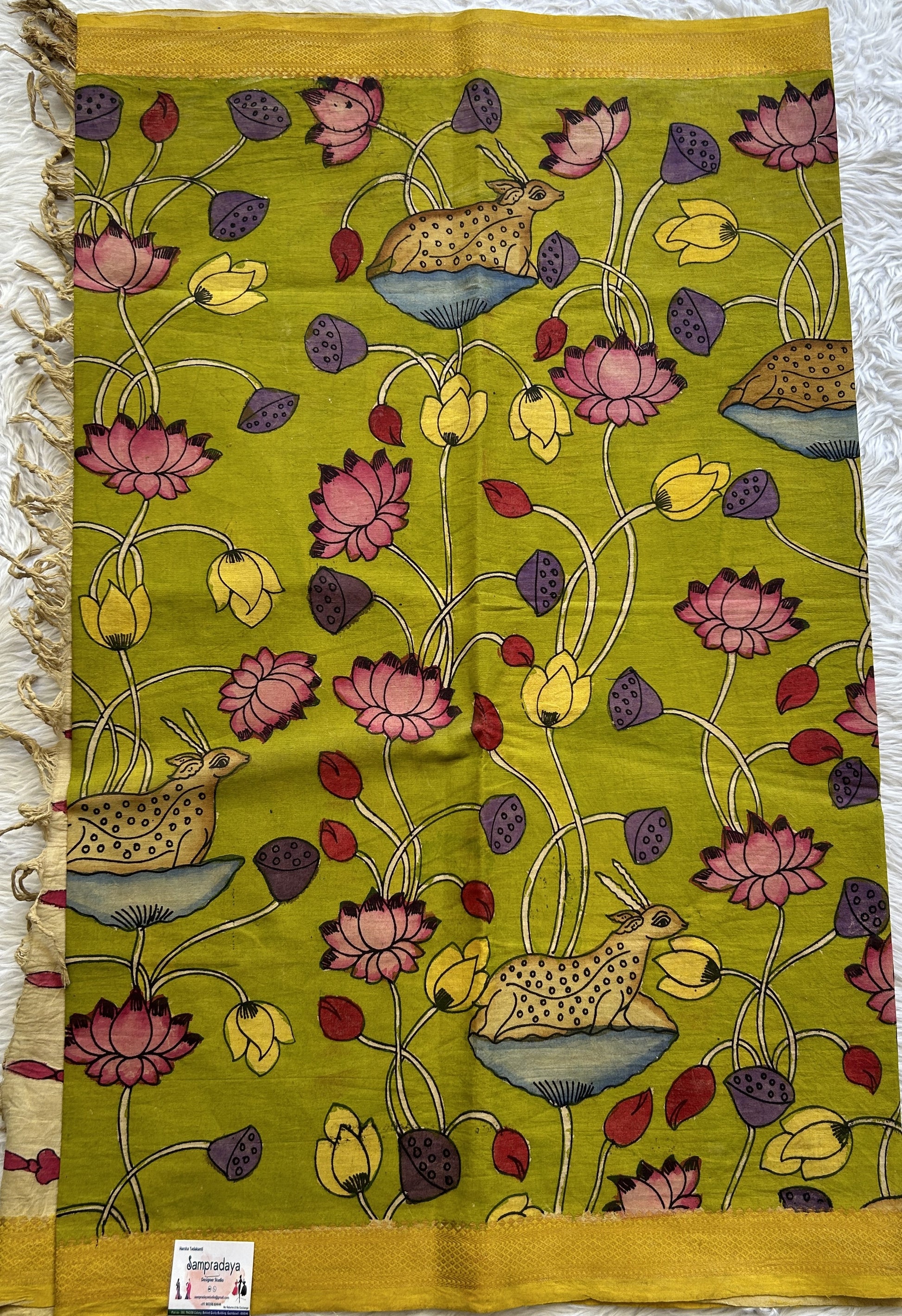 Pen Kalamkari Parrot Green Colored Dupatta With a Zari Border. - Sampradaya Designer Studio