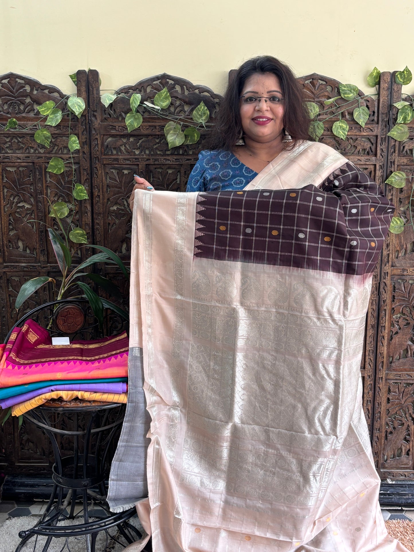 Gadwal Silk Saree Brown Colored Complemented With a Zari Border. - Sampradaya Designer Studio