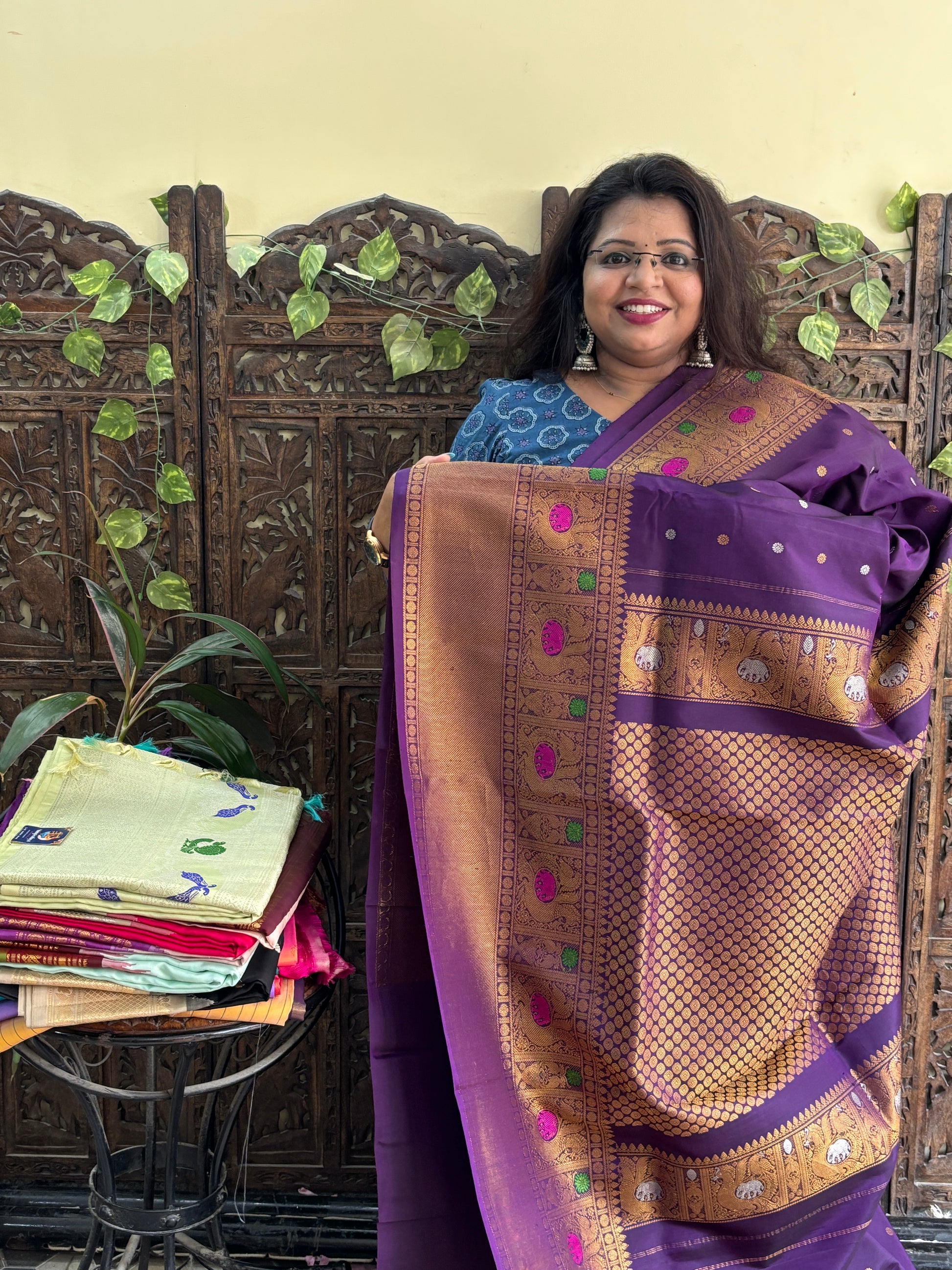 Gadwal Silk Saree Purple Colored Complemented With a Zari Border. - Sampradaya Designer Studio