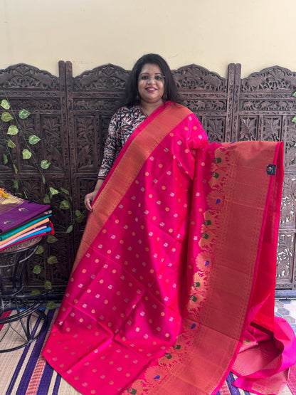 Pink Gadwal Silk Saree with Gold Zari Border — Pure Handloom | Silk Mark Certified