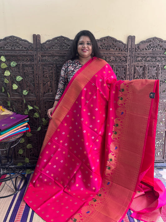 Pink Gadwal Silk Saree with Gold Zari Border — Pure Handloom | Silk Mark Certified