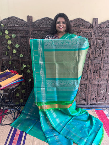 Green Gadwal Silk Saree with Gold Zari Border — Pure Handloom | Silk Mark Certified