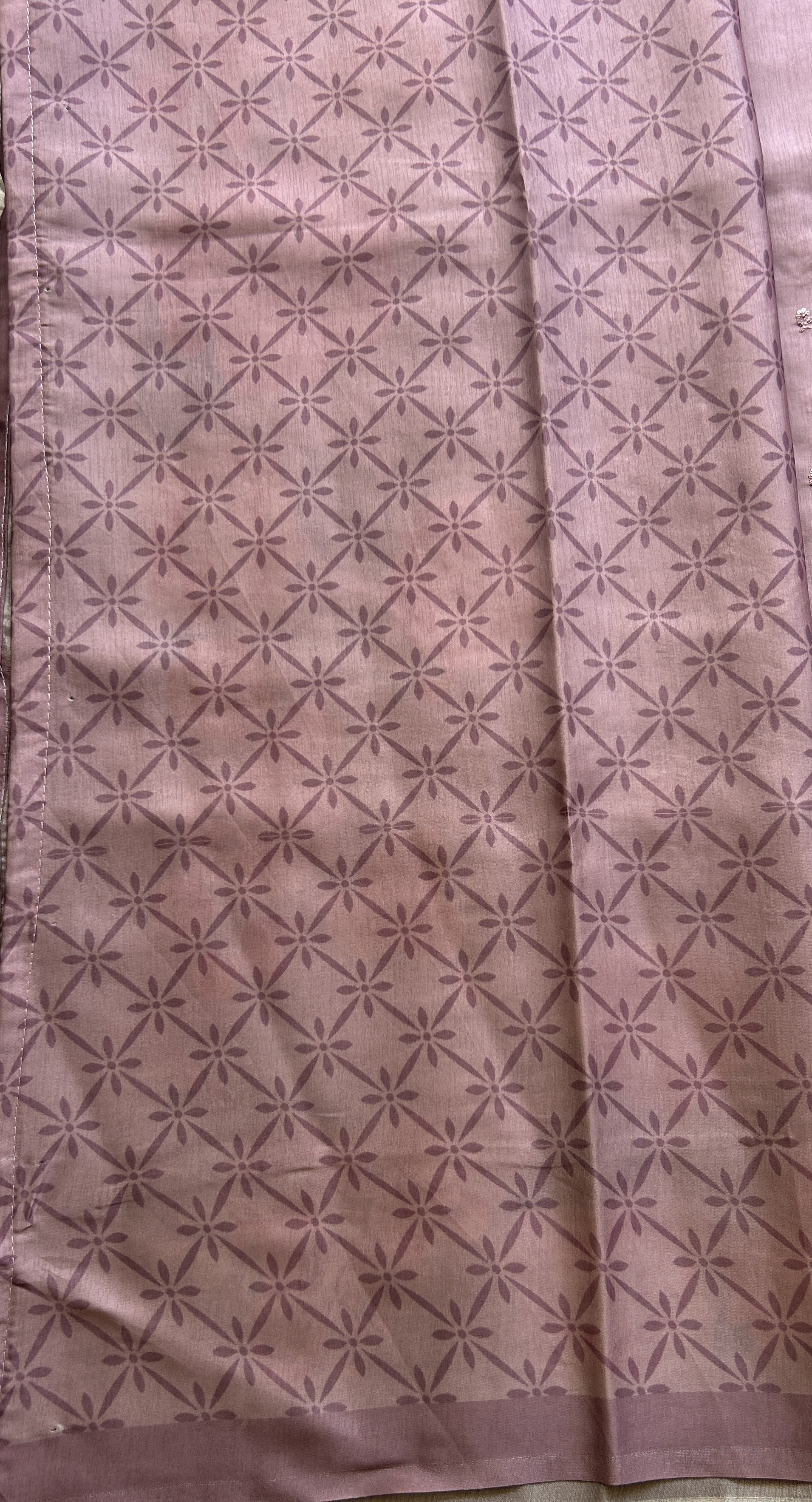 Banarasi Soft Silk Saree Light Lavender Colored Complemented with a Plain Border. - Sampradaya Designer Studio