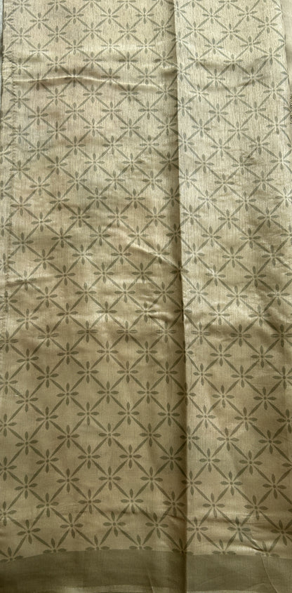 Banarasi Soft Silk Saree Olive Green Colored Complemented with a Plain Border. - Sampradaya Designer Studio