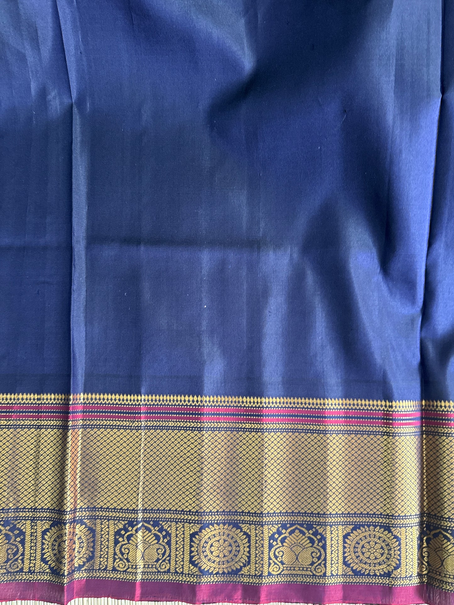 Peach Gadwal Silk Saree with Gold Zari Border — Pure Handloom | Silk Mark Certified