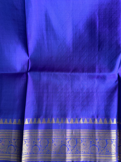 Bottle Green  Gadwal Silk Saree with Gold Zari Border — Pure Handloom | Silk Mark Certified